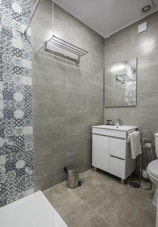 Apartamentos Turisticos Domus Seleqtia Plaza Mayor Caces 外观 照片