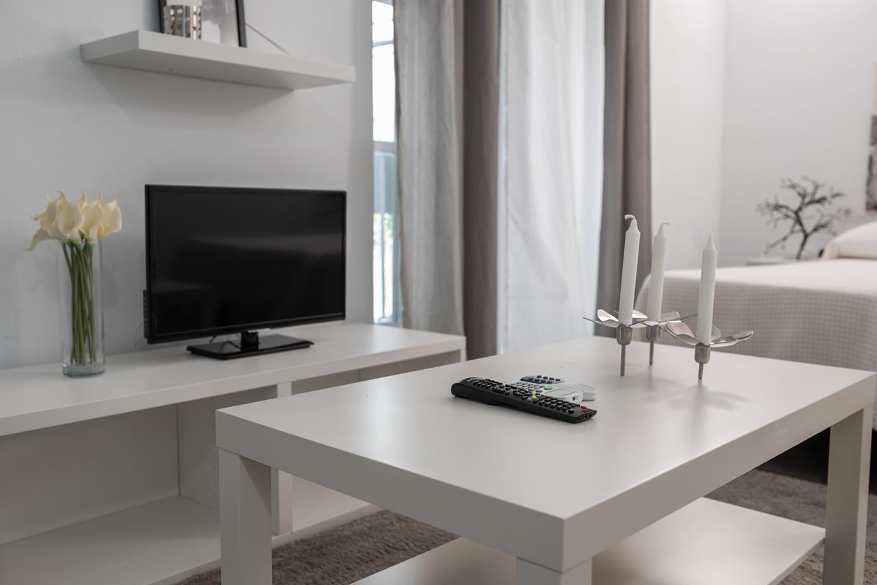 Apartamentos Turisticos Domus Seleqtia Plaza Mayor Caces 外观 照片